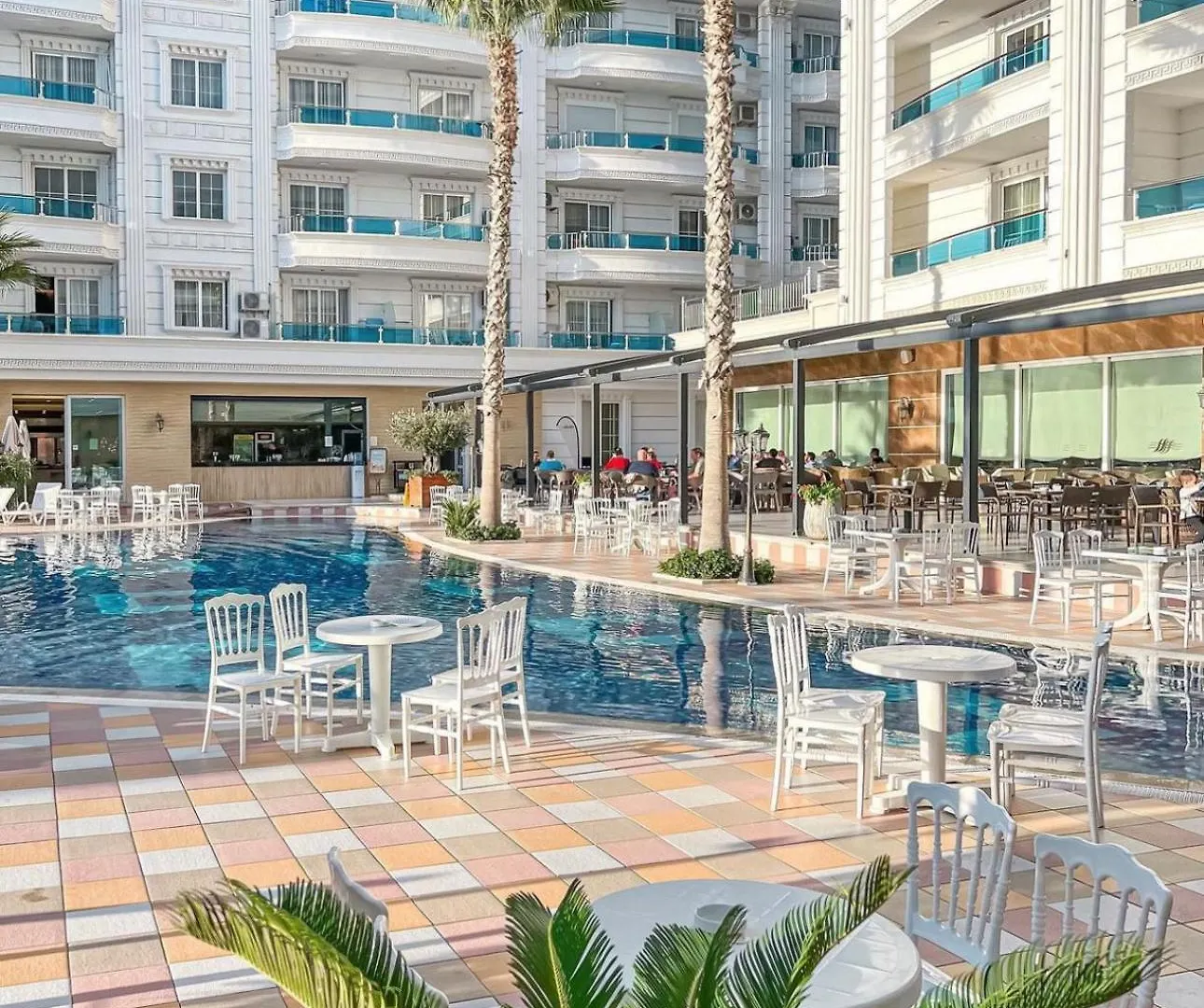 Luna Rooms & Apartments Golem  Aparthotel Golem (Tirana)