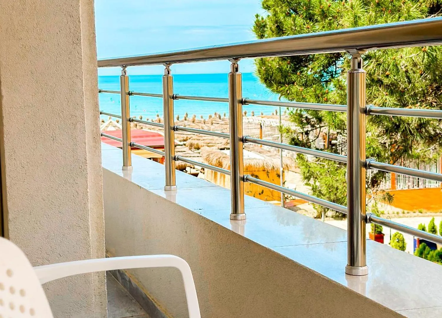 Luna Rooms & Apartments Golem  Aparthotel