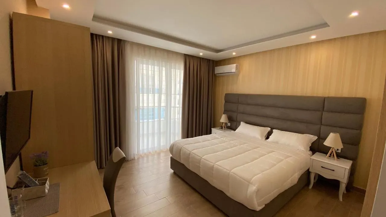 Luna Rooms & Apartments Golem  Golem (Tirana)