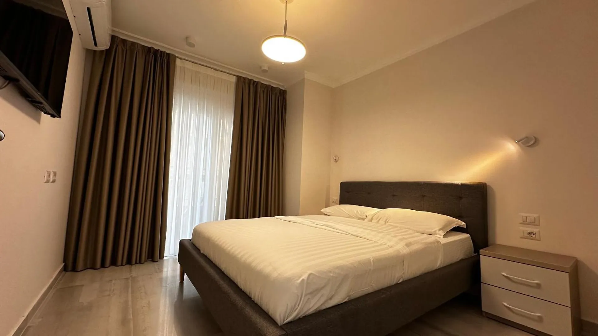 Luna Rooms & Apartments ゴーレム 0*,  アルバニア