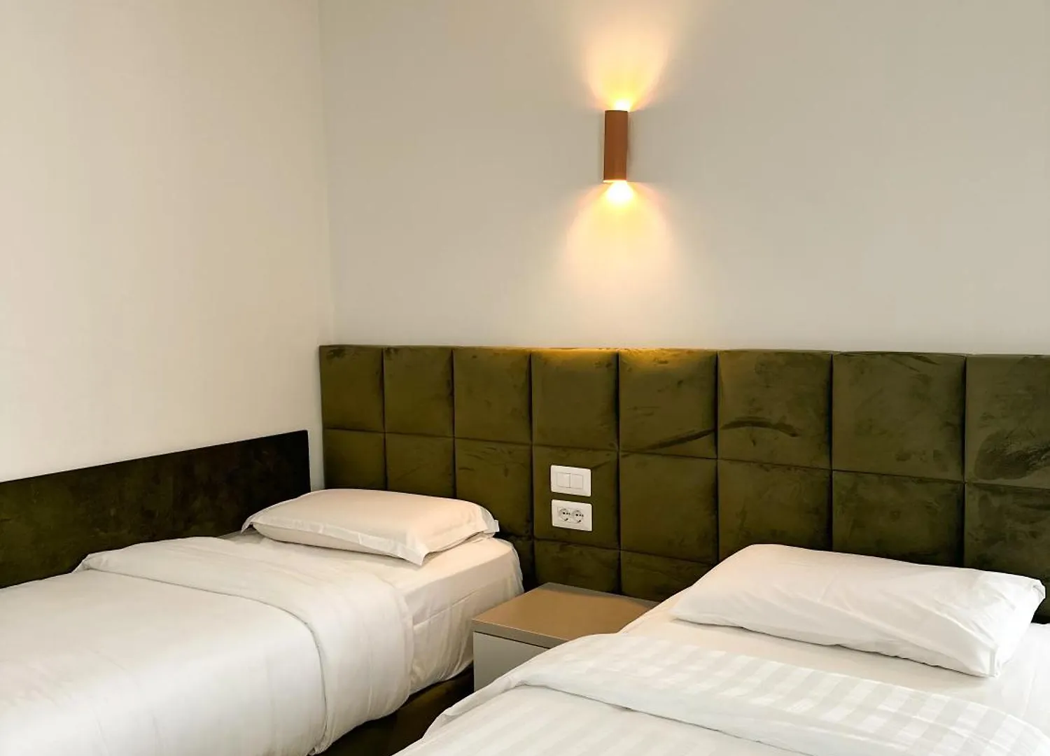 Luna Rooms & Apartments ゴーレム 0*,