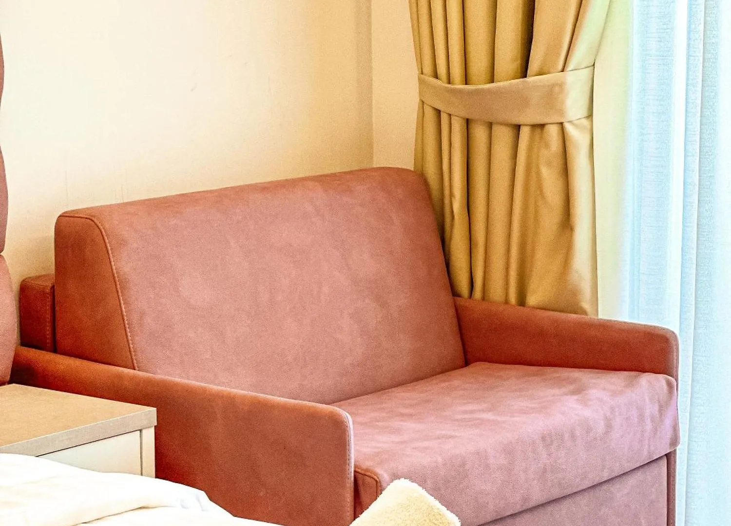 Luna Rooms & Apartments ゴーレム