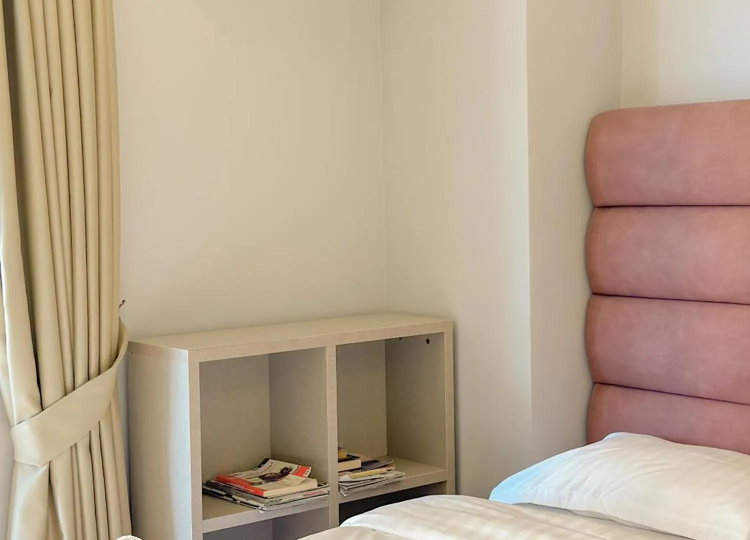 Luna Rooms & Apartments ゴーレム アルバニア